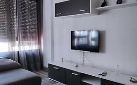 Piso apartamento 3 dormitorios, aire acondicionado
